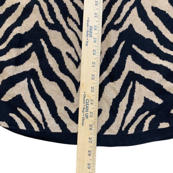 Cabi Zebra Print Knit Sweater Top Sz M Black Beige 3/4 Sleeve Safari Mob Wife - Picture 3 of 13